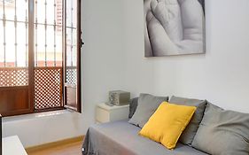 Central Apartment Vintage